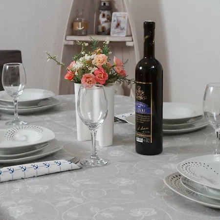 & Toni 3* Спліт